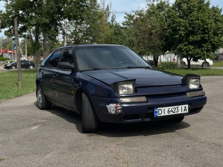 Продам Mazda 323 1.6 бенз!