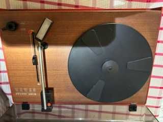 Gramofon G 417 stereo Cyryl
