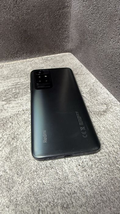 Телефон Xiaomi Redmi 10