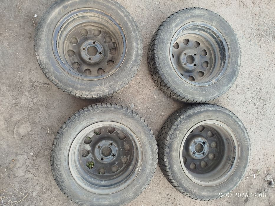Комплект оригінальних дисків VAG R14 4x100 з зимовими шинами Matador 185/65