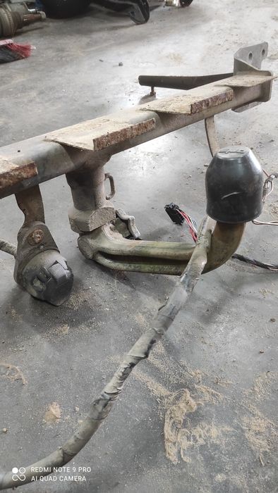 Opel Astra H kombi hak holowniczy