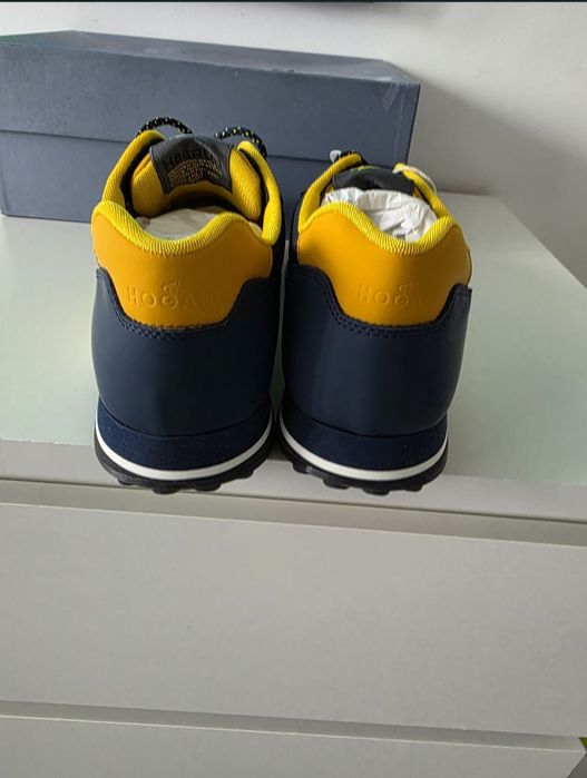 Кросівки Hogan 43