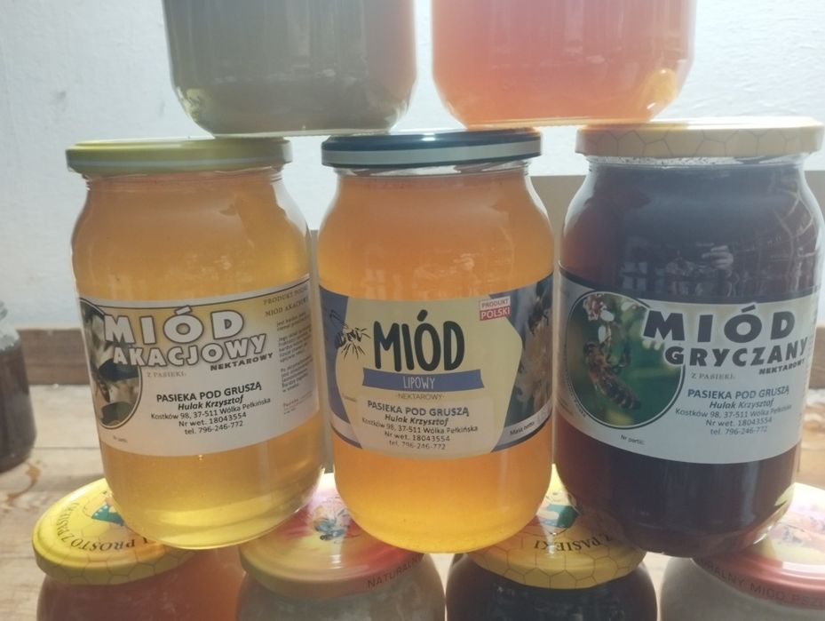 Sprzedam miód w słoikach