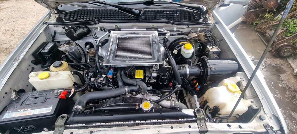 Nissan Terrano 2 pra vender à peça.