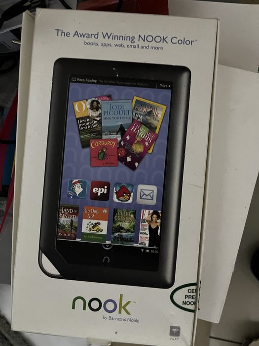 электронная книга-планшет Nook Color Barnes & Noble