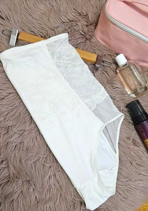 Корректирующие утягивающие высокие трусики Playtex, р. L/XL