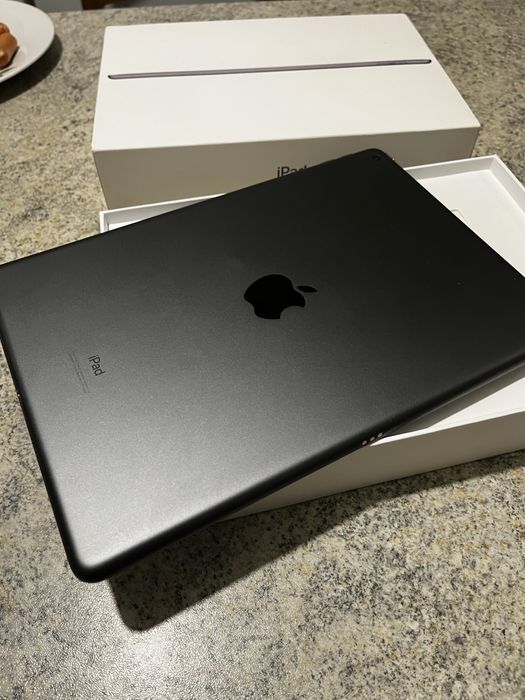 IPad 8 Apple iPad (8th generation)