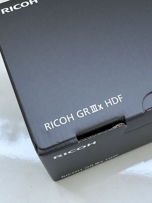Ricoh GR3X + Extras