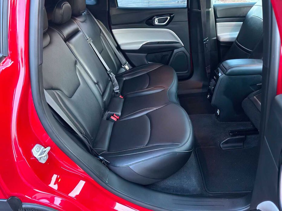 Jeep Compass      2023