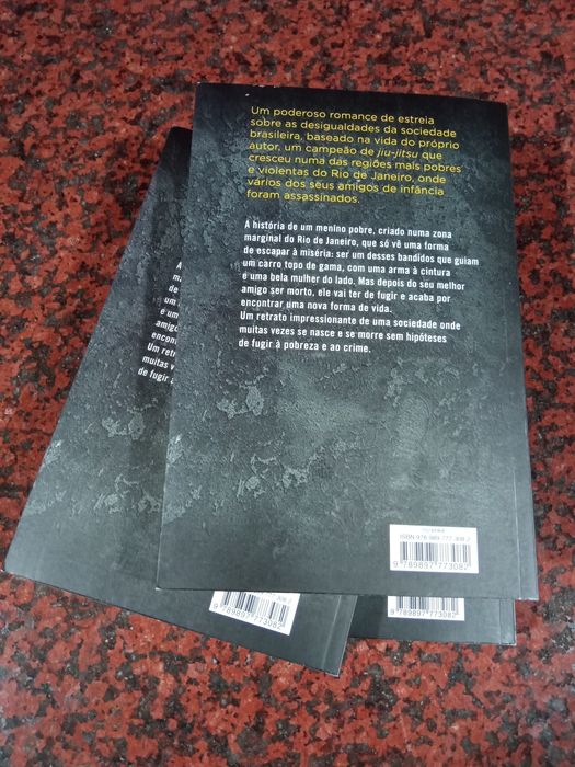O Último da Fila - de Marlon Queiroz - NOVO