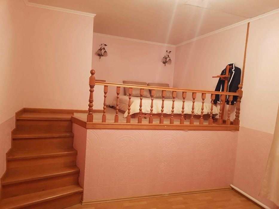 Аренда посуточно. Теплый бассейн,барбекю,Сауна,Бильярд