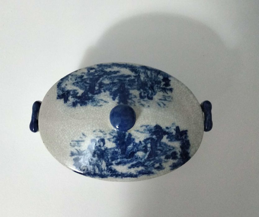 Terrina antiga em porcelana Crackled