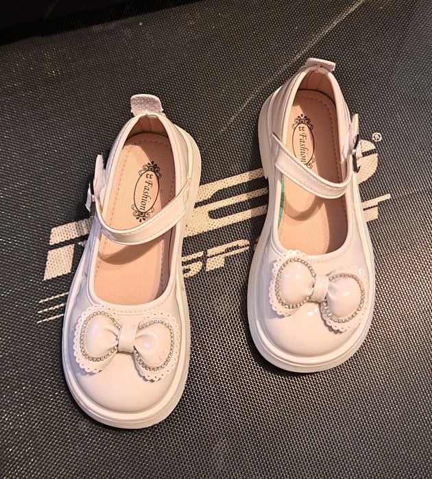 Туфлі для дівчинки  33 розмір