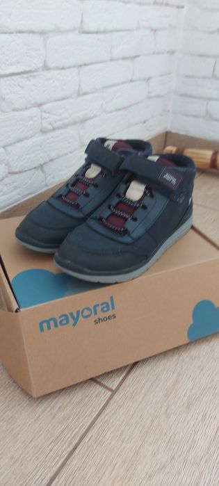 Демісезонні черевики mayoral 35