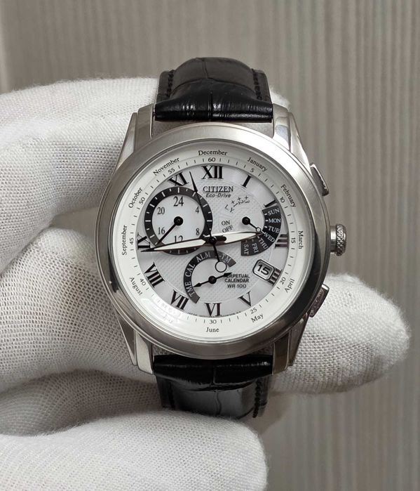 Чоловічий годинник Citizen Chronograph Eco-Drive 100m