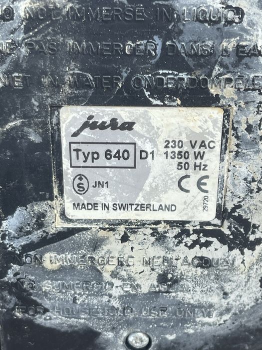 Ekspres do kawy automatyczny JURA typ 640 IMPRESSA S75 uszkodzony na czesci