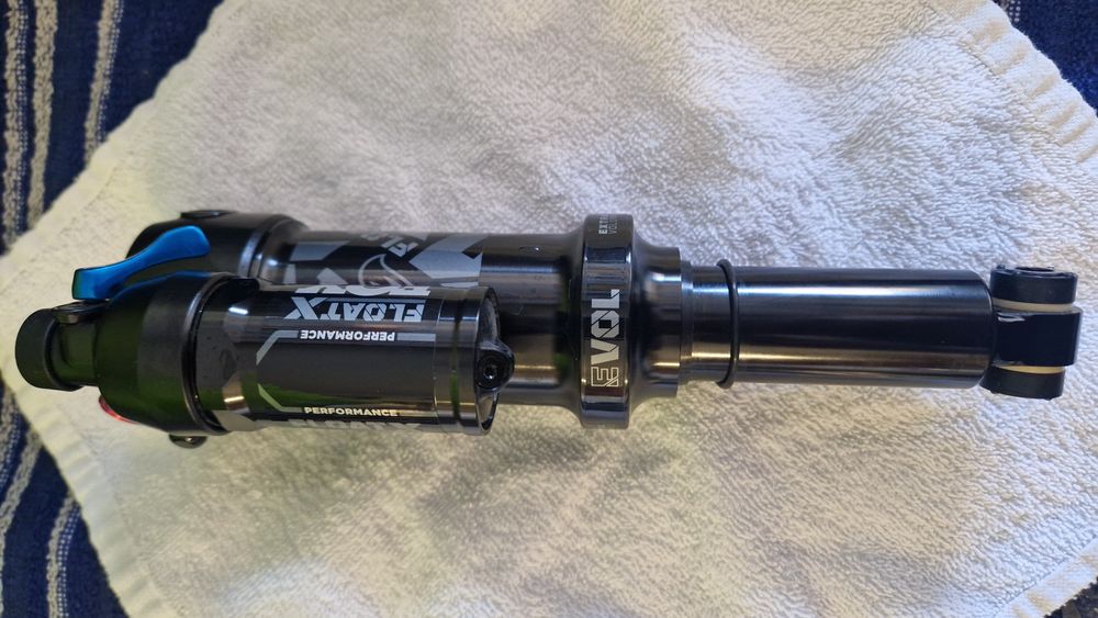 Sprzedam damper FOX Float X Performance 205x65