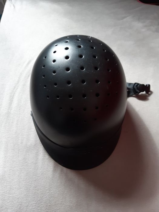 Kask jeździecki dla dziecka