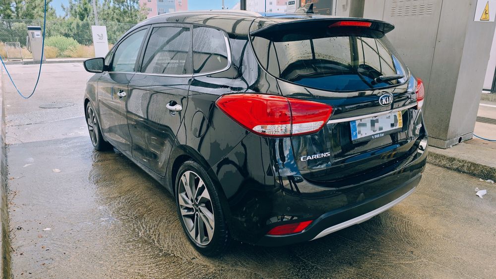 Kia Carens 1.7 CRDi, caixa automática, 2018