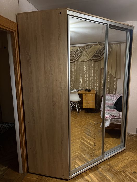 Продам шкаф купе