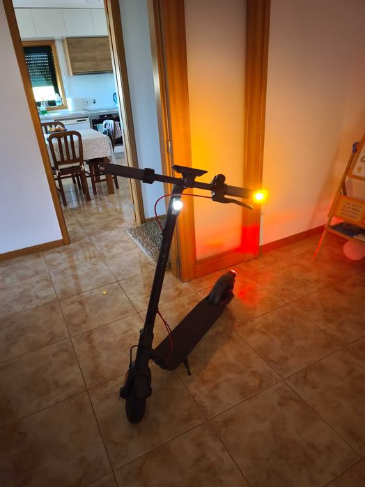 Trotinete Navee v40i