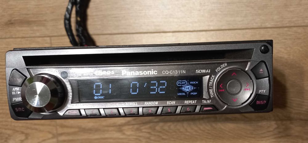 Stare radio Panasonic CQ-C1311N Classic retro MP3