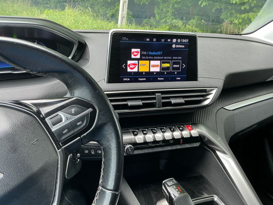 Peugeot 3008 BlueHDi 130 Start & Stop EAT8 Active Business-Paket 2019 rok