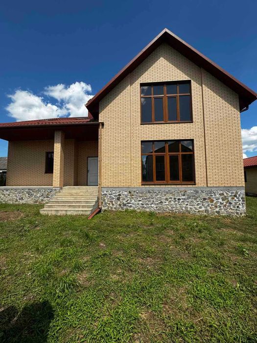 Продам 2-х поверховий будинок в Жмеринці 9770