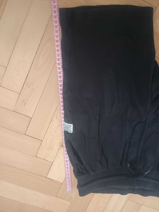 Krótkie spodenki f&f czarne 152 158