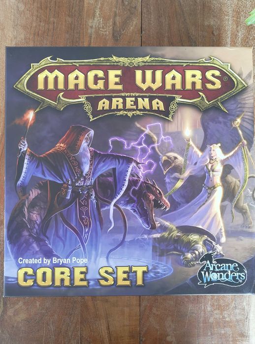 Mage Wars Arena Core Set (Jogo de Tabuleiro)
