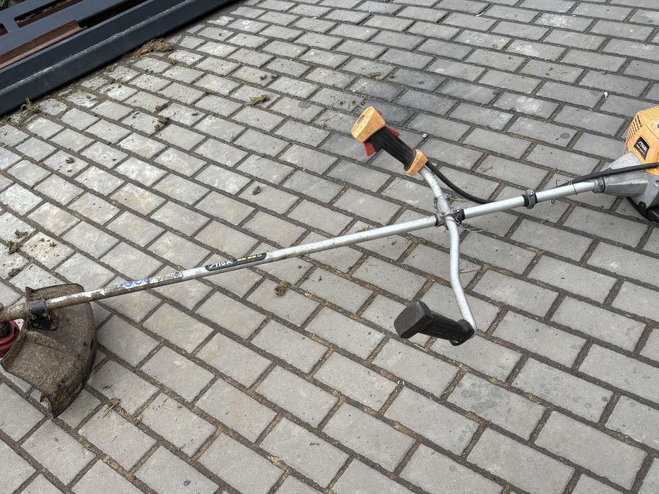 Kosiarka żyłkowa stiga 33d