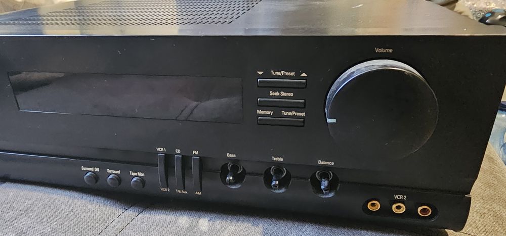 Amplituner harman kardon AVR 10