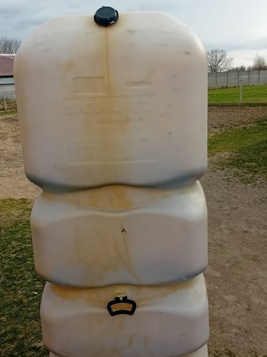 Sprzedam zbiornik