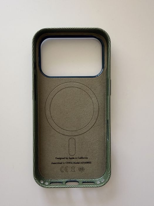 capa iphone 17 pro techwoven  verde