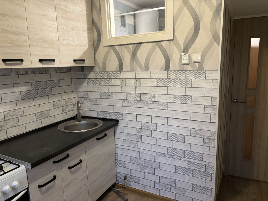 Продам 2-х кімнатну квартиру