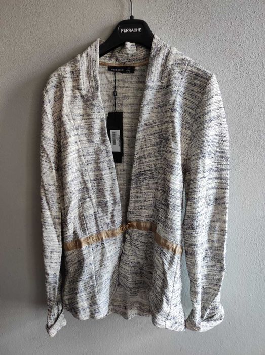 Casacos de mulher ( Recheio de loja )