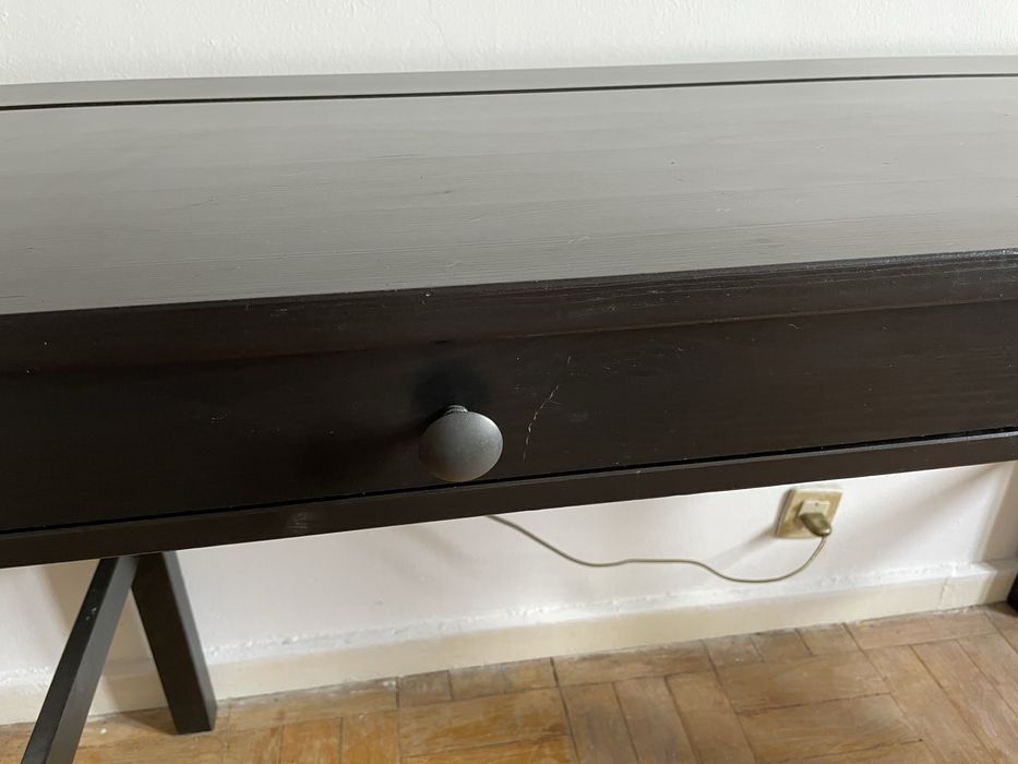 Secretária IKEA Hemnes