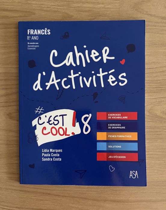 Caderno de Fichas - Francês -8.º Ano