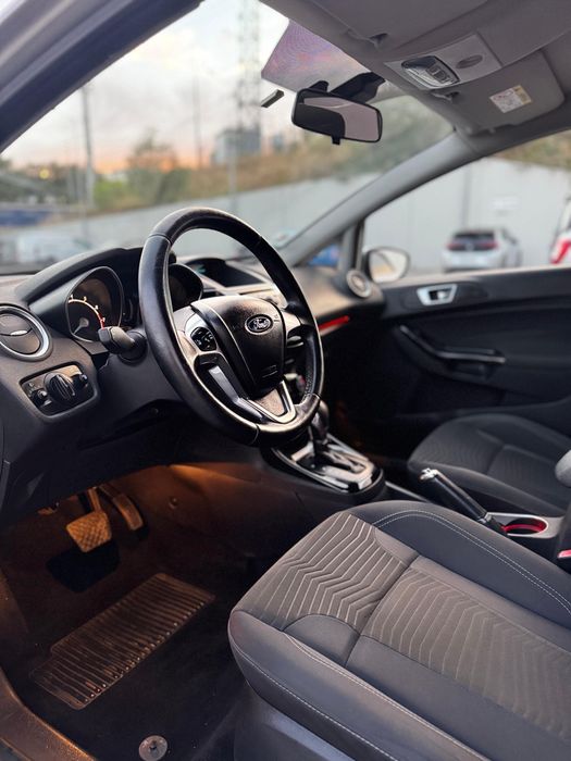 Ford Fiesta Automatico