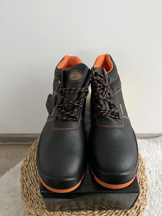 Buty robocze FIRSTY czarno pomarańczowe 45 nowe BHP praca
