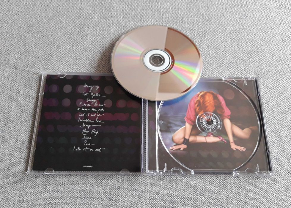 CD música MADONNA "Confessions on a Dance Floor"