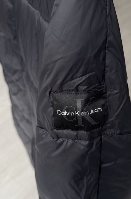 Пуховик від Calvin Klein