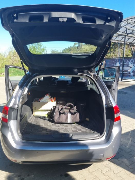 Продам peugeot 308 2015