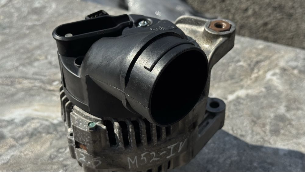 Генератор M52 2.0 2.2 2.5 2.8 ТУ Однованосний генератор м52 90 ампер