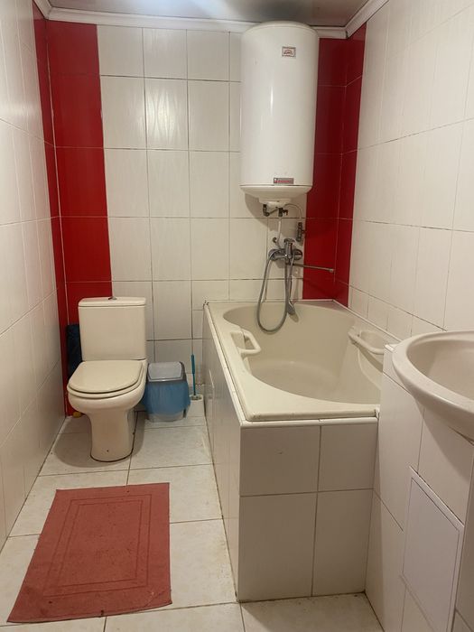 Оренда 2 кімнатної квартири в частному будинку