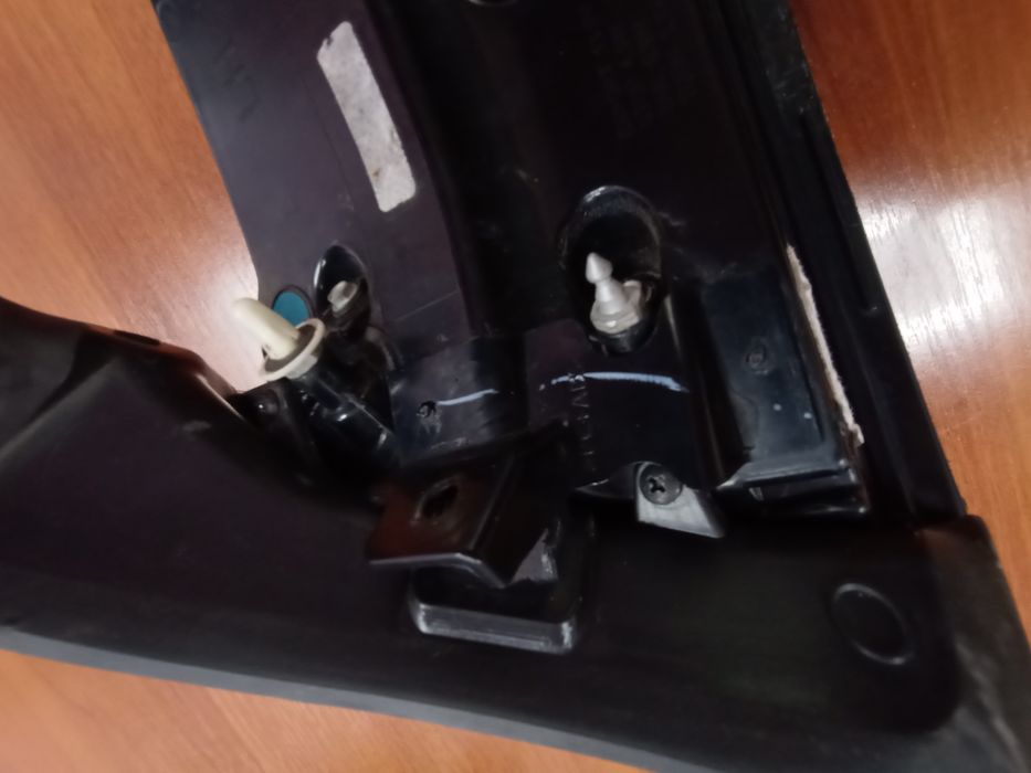 Задня ліва фара на ford edge 2015-2018 titanium