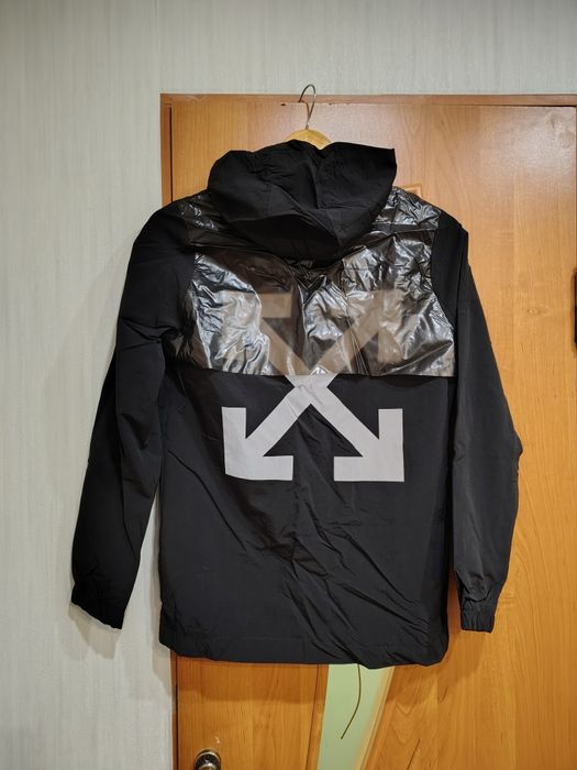 Вітрова Off-White для підлітка