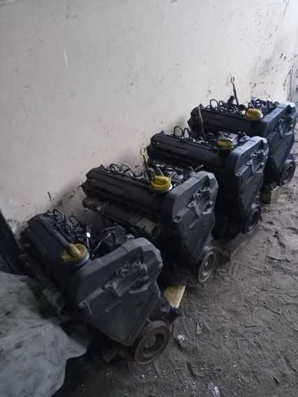 Двигатель К9К 1.5 1.9 Renault Kangoo Megane Scenic Trafic Clio Двигун