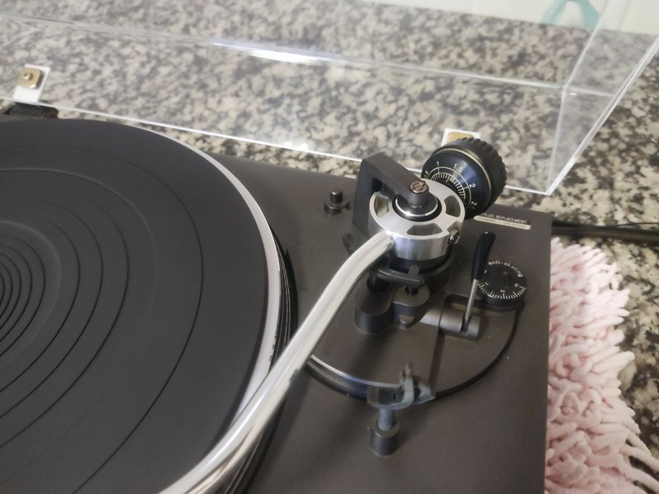 Technics SL D2 Turntable