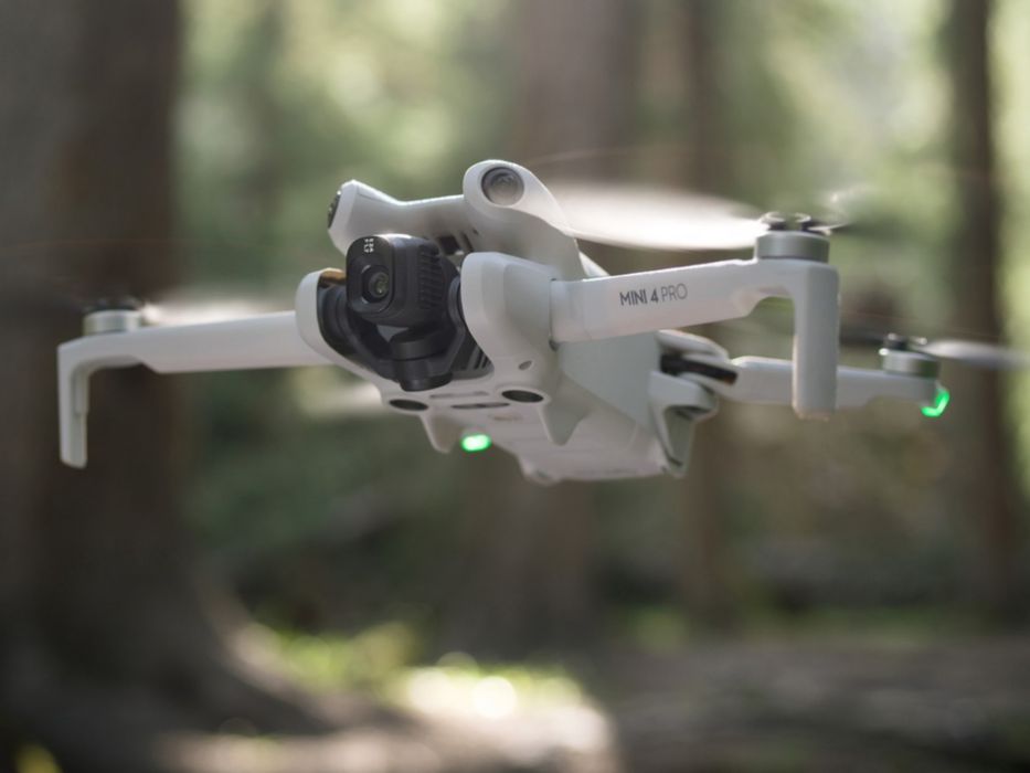 DJI Mini 4 Pro - Fly More Plus Combo